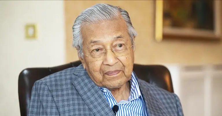 মালয়েশিয়ার সাবেক প্রধানমন্ত্রী মাহাথির মোহাম্মদ